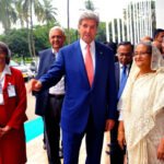 Kerry finds Bangladesh extraordinary